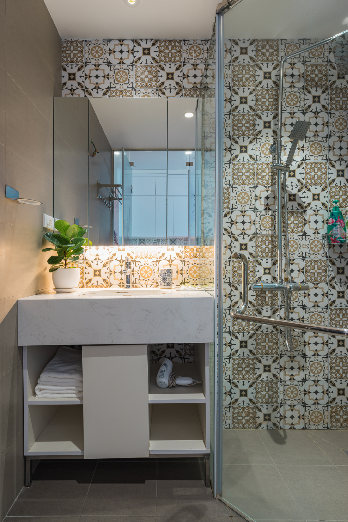AnThy Vinhomes Greenbay #2626 studio image 14