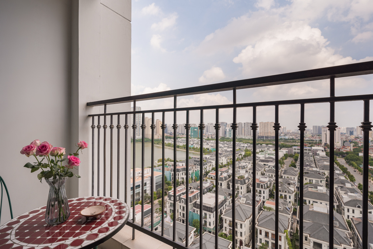 AnThy Vinhomes Greenbay #1526 studio image 12
