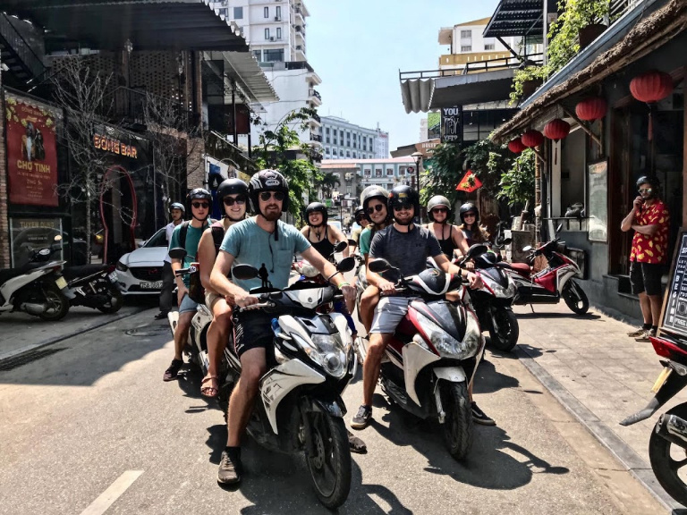 DỊCH VỤ CHO THUÊ XE