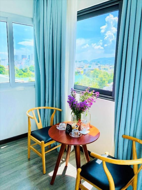 Olivia Hotel & Apartment Nha Trang image 1
