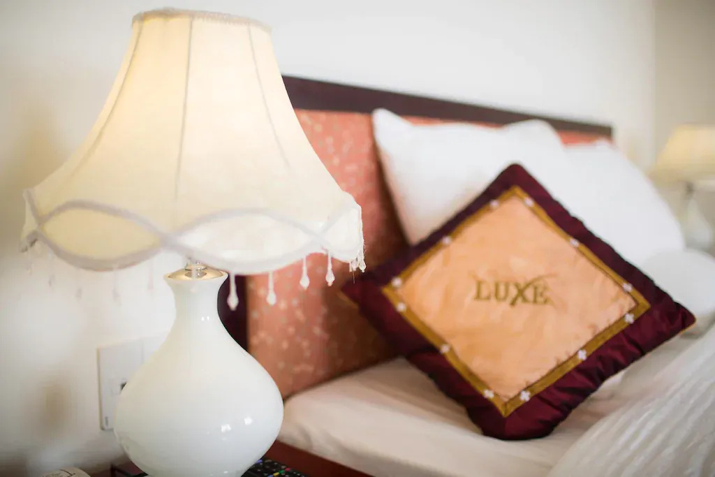 Luxe Hotel image 8