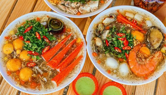 Những món ăn "must-try" khi bạn đến Sài Gòn