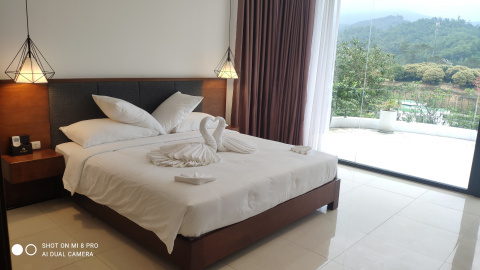 Ivory Villas and Resort - 3 bedrooms with lake view hình ảnh 11