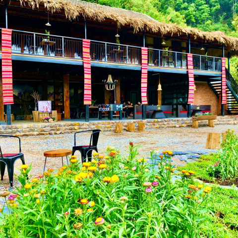 Mường Sang Retreat - Stilt House