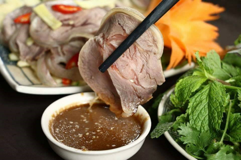 Đến Ba Vì trong mùa hoa dã quỳ đừng bỏ lỡ thưởng thức 5 món ăn dưới đây.
